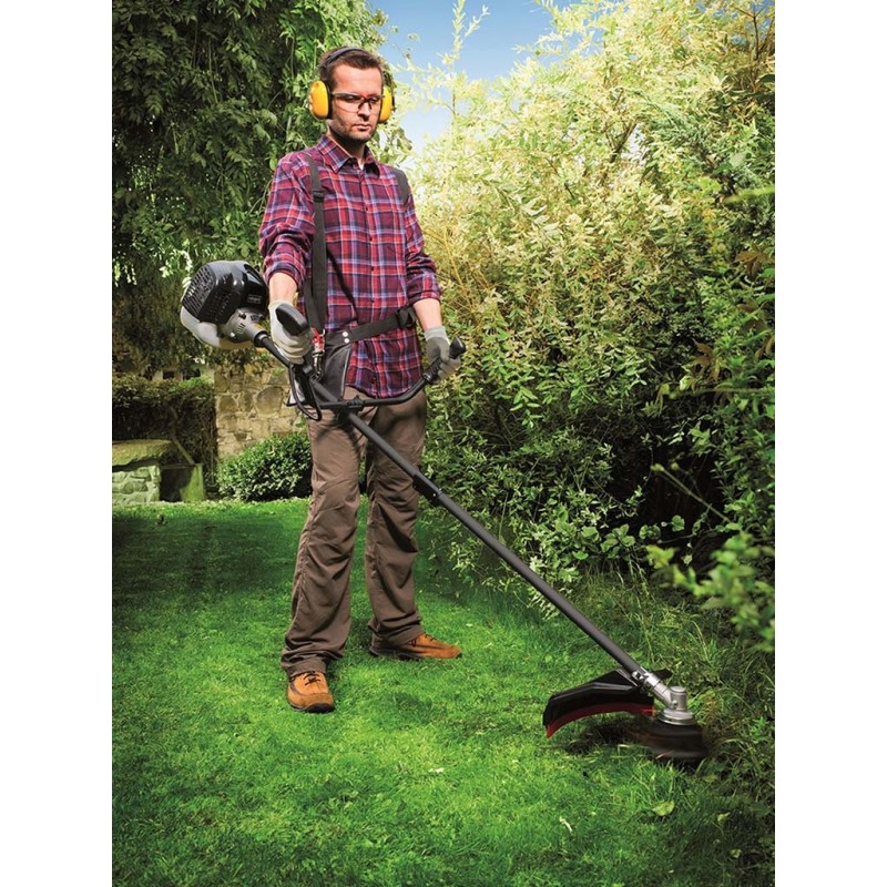 Krovinorez s benzínovým motorom_2.jpg